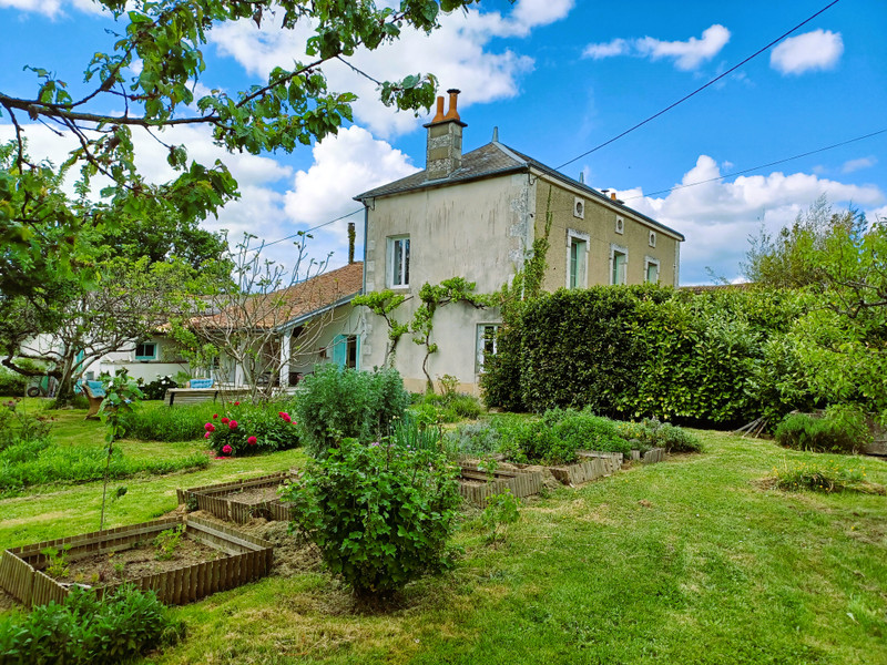 French property for sale in Vausseroux, Deux-Sèvres - photo 9
