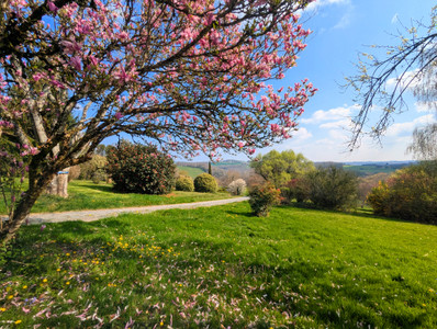 French property for sale in Saint-Paul-la-Roche, Dordogne - €450,500 - photo 2