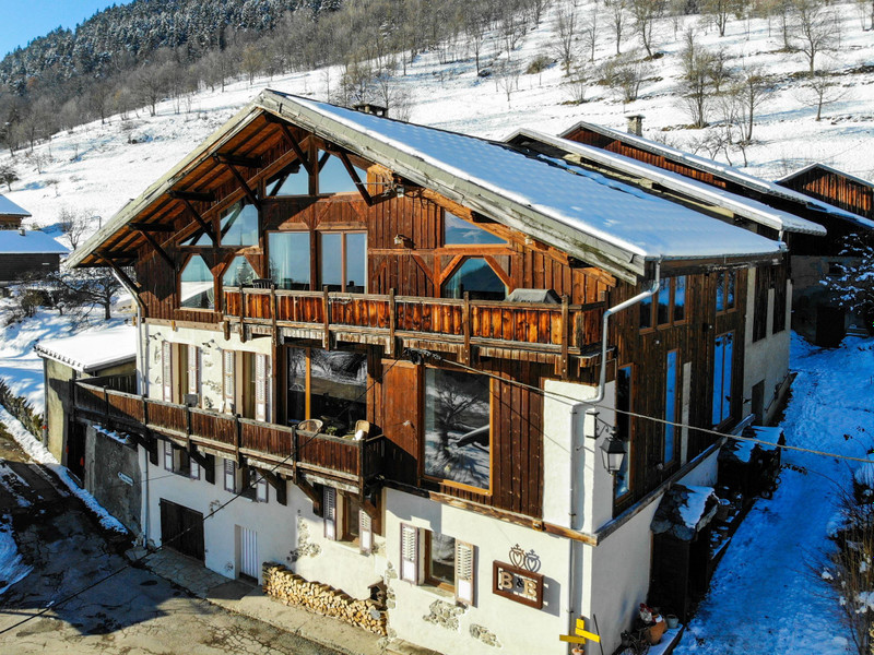 House for sale in La Léchère Savoie Spacious chalet with breath