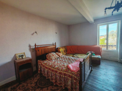 French property for sale in Saint-Bonnet-près-Riom, Puy-de-Dôme - €292,110 - photo 4