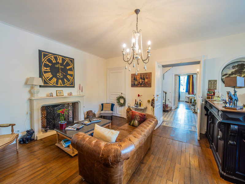 French property for sale in Thouars, Deux-Sèvres - €452,127 - photo 1