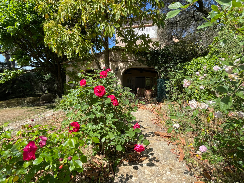 French property for sale in Grasse, Alpes-Maritimes - &#8364;3,500,000 - photo 4