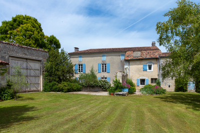 Maison à vendre à Haimps, Charente-Maritime, Poitou-Charentes, avec Leggett Immobilier