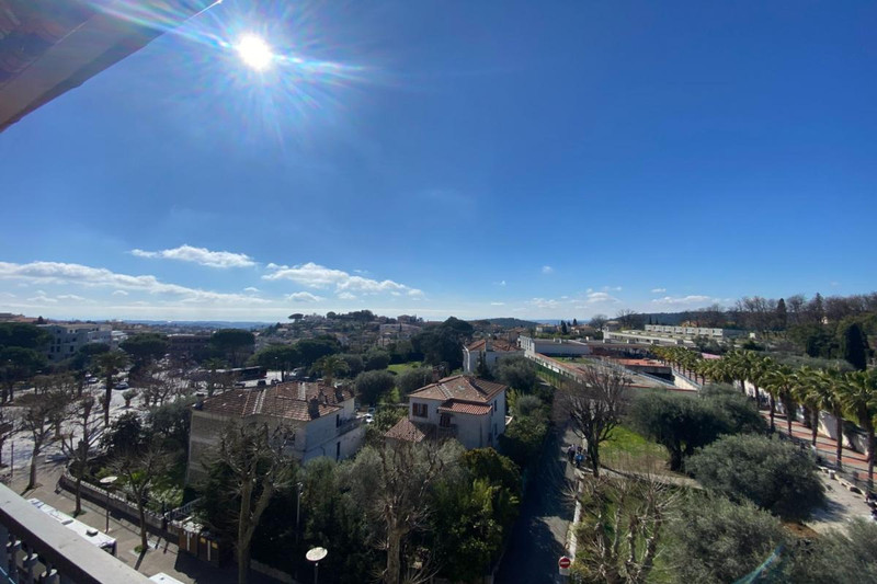 Apartment for sale in Vence AlpesMaritimes For Sale 3 room