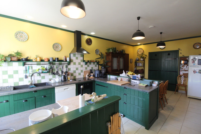 French property for sale in Abilly, Indre-et-Loire - €371,000 - photo 4