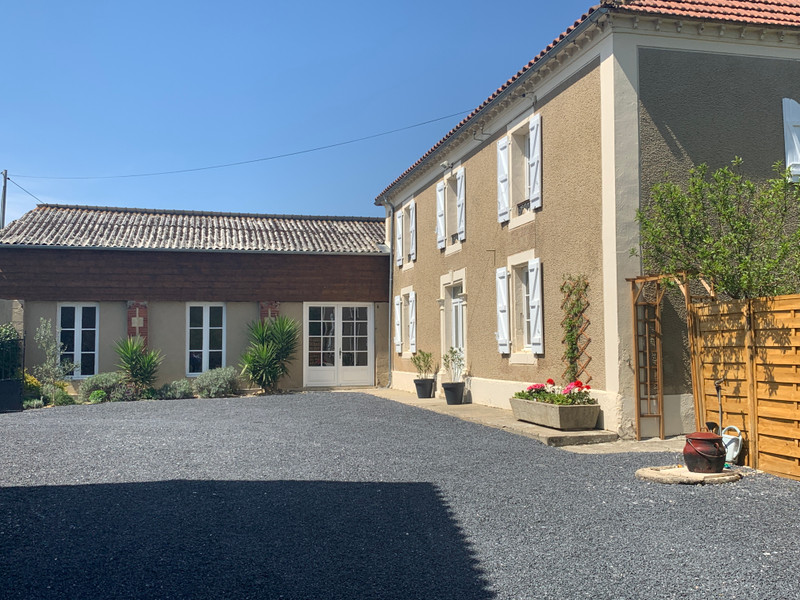 French property for sale in Viella, Gers - €249,950 - photo 2