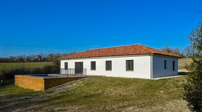 Maison à vendre à Montcuq, Lot, Midi-Pyrénées, avec Leggett Immobilier