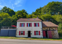 Propriété à vendre à Croze, Creuse - 104 500 € - photo n°1