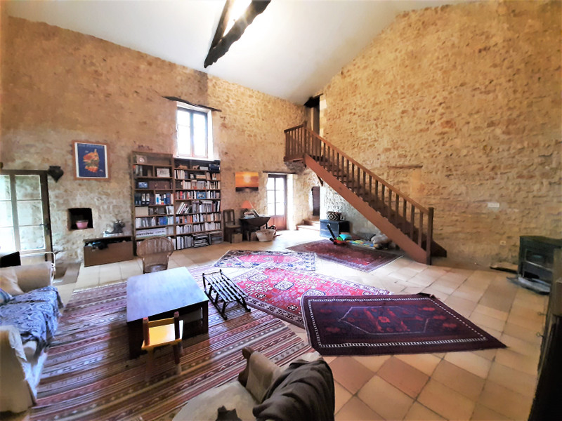 French property for sale in Champagne-et-Fontaine, Dordogne - &#8364;344,500 - photo 4