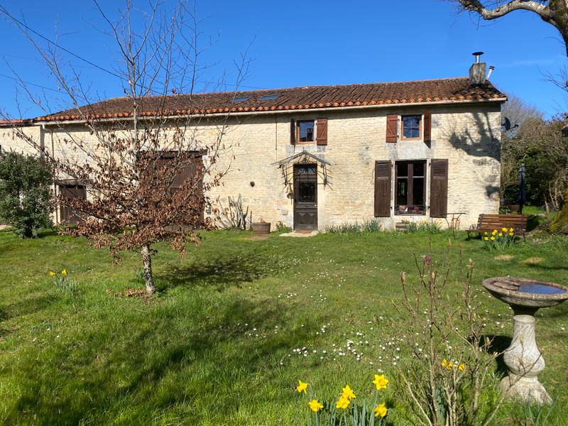French property for sale in Val-de-Bonnieure, Charente - €189,000 - photo 0