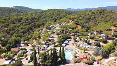 Commerce à vendre à Fréjus, Var, PACA, avec Leggett Immobilier