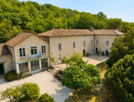 Propriété à vendre à Civray, Vienne - 735 000 € - photo n°1