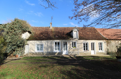 Maison à vendre à Preuilly-la-Ville, Indre, Centre, avec Leggett Immobilier