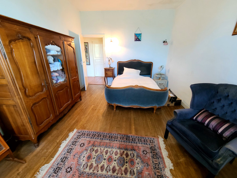 French property for sale in Beaulieu-sur-Sonnette, Charente - €183,600 - photo 6