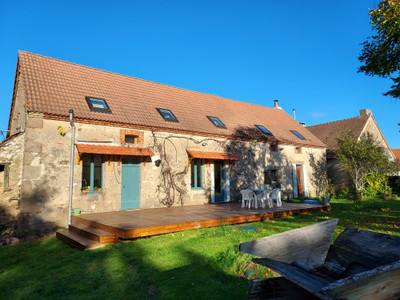 Maison à vendre à Louroux-de-Beaune, Allier, Auvergne, avec Leggett Immobilier