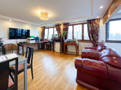Appartement à vendre à Clichy, Hauts-de-Seine, Île-de-France, avec Leggett Immobilier
