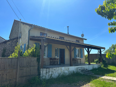 Maison à vendre à Abjat-sur-Bandiat, Dordogne, Aquitaine, avec Leggett Immobilier
