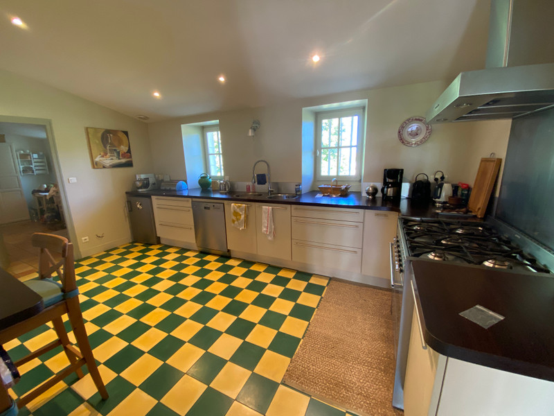 French property for sale in Bran, Charente-Maritime - €318,000 - photo 6