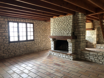 French property for sale in Saint-Fraigne, Charente - €229,999 - photo 8