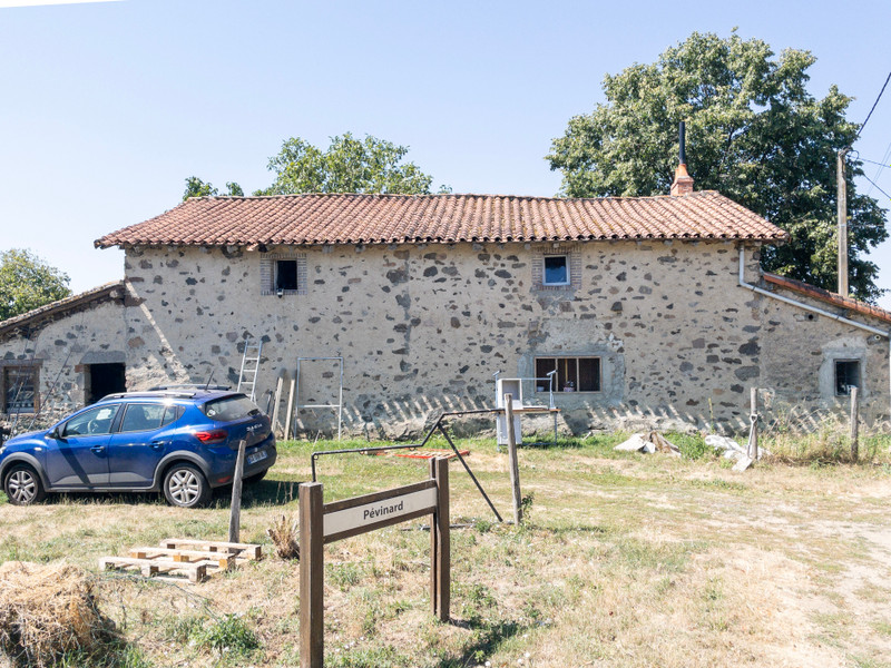 French property for sale in Lesterps, Charente - €119,000 - photo 5
