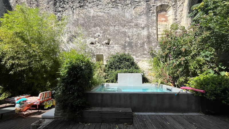 French property for sale in Villeneuve-lès-Avignon, Gard - €549,000 - photo 2