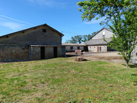 Maison à vendre à Pressac, Vienne - 88.000 € - photo 3
