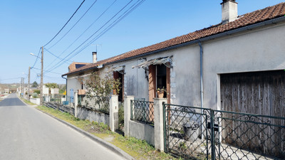 French property for sale in Champagne-Mouton, Charente - €49,950 - photo 12