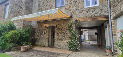 Maison à vendre à Tinchebray-Bocage, Orne, Basse-Normandie, avec Leggett Immobilier