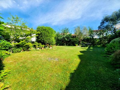 French property for sale in Talence, Gironde - €1,495,560 - photo 2
