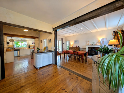French property for sale in Châteauneuf-sur-Charente, Charente - €346,500 - photo 1