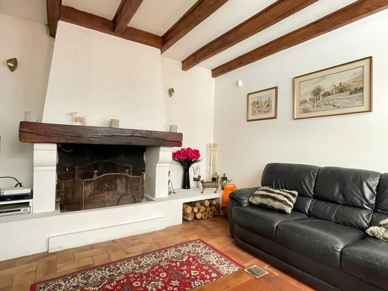 French property for sale in Marcillac-Lanville, Charente - €157,600 - photo 6