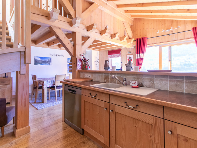 French property for sale in Samoëns, Haute-Savoie - €470,000 - photo 4
