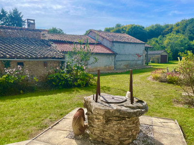 French property for sale in Saint-Sauvant, Vienne - €159,957 - photo 14