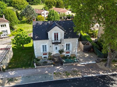 Maison à vendre à Montignac, Dordogne, Aquitaine, avec Leggett Immobilier