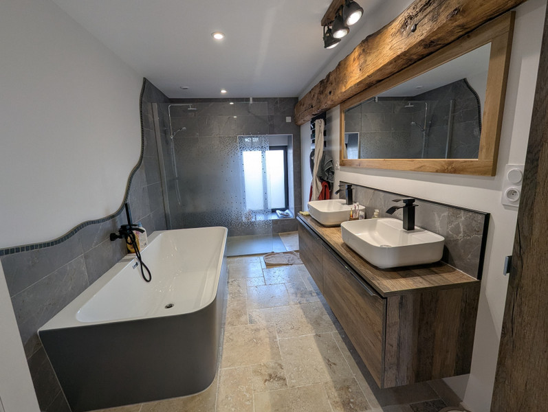 French property for sale in Montrevault-sur-Èvre, Maine-et-Loire - €329,950 - photo 7