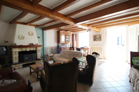 Maison à vendre à Saleignes, Charente-Maritime - 199.800 € - photo 5