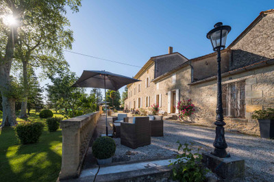 French property for sale in Villefranche-de-Lonchat, Dordogne - €744,680 - photo 1