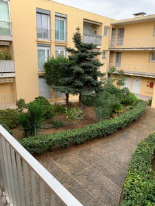 Appartement à vendre à Six-Fours-les-Plages, Var, PACA, avec Leggett Immobilier