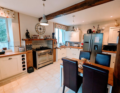 French property for sale in La Coquille, Dordogne - €224,999 - photo 1