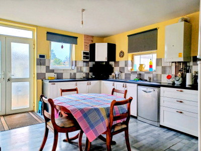 French property for sale in Rouillé, Vienne - €199,500 - photo 6
