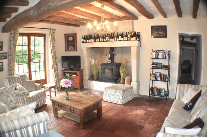 French property for sale in Noyant-Villages, Maine-et-Loire - €322,240 - photo 6