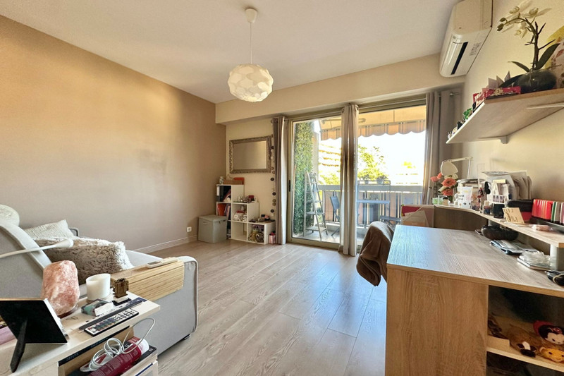 French property for sale in Nice, Alpes-Maritimes - €697,000 - photo 8