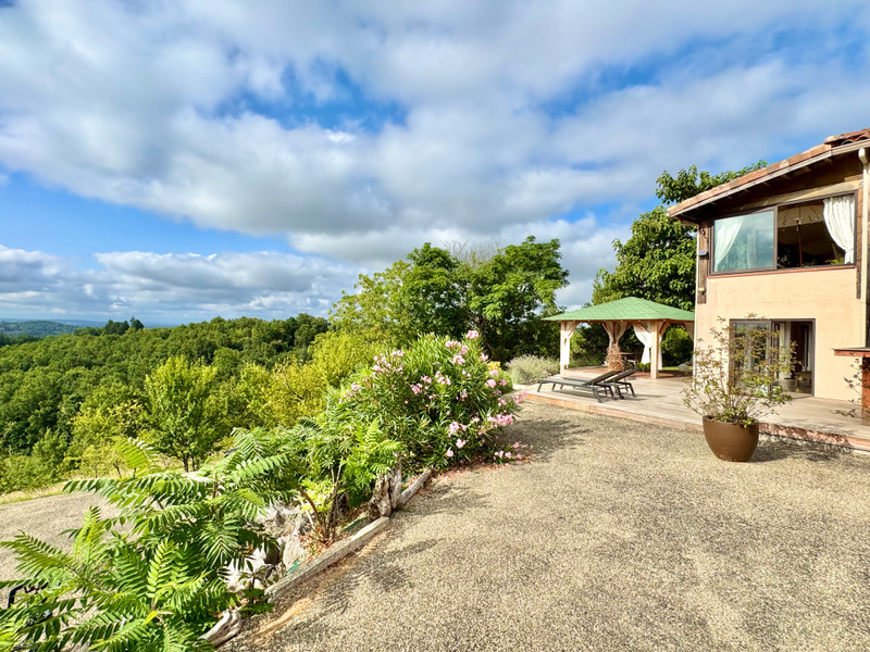 Maison à vendre à L'Honor-de-Cos, Tarn-et-Garonne - 477.750 € - photo 1