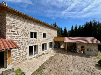 Maison à vendre à Églisolles, Puy-de-Dôme, Auvergne, avec Leggett Immobilier