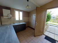 Propriété à vendre à Villebois-Lavalette, Charente - 98 100 € - photo n°12