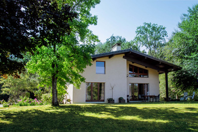 Maison à vendre à Nernier, Haute-Savoie, Rhône-Alpes, avec Leggett Immobilier