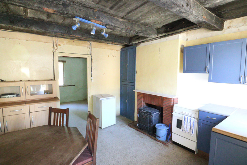 French property for sale in Lathus-Saint-Rémy, Vienne - €31,600 - photo 1