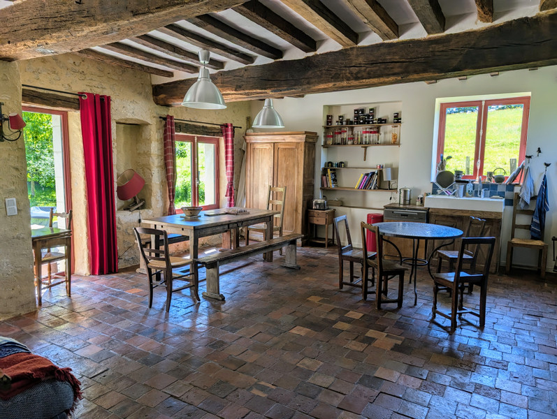 French property for sale in Verrières, Orne - €424,000 - photo 3