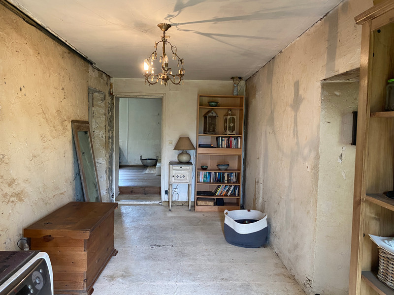 French property for sale in Léoville, Charente-Maritime - €110,000 - photo 5