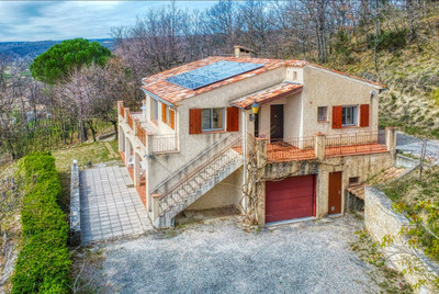 Maison à vendre à Mane, Alpes-de-Haute-Provence, PACA, avec Leggett Immobilier